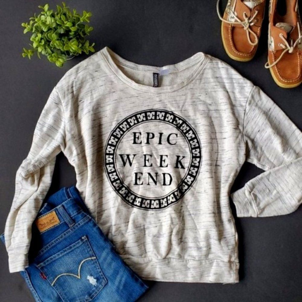💍Divided "Epic Weekend" sweatshirt